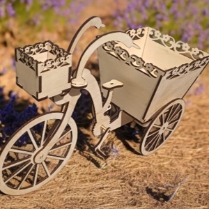 Virágos mesék két keréken - kellékek & szerszámok - dekorációs kellékek - egyéb kellékek - Meska.hu