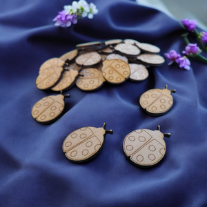 Nagy kiszerelésű dekor katica - Meska.hu