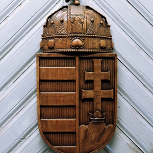 Koronás címer (nagy) - Meska.hu