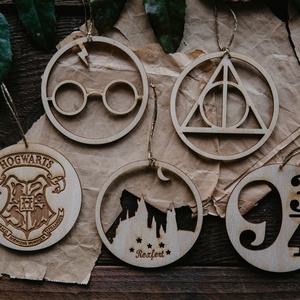 5 db Harry Potter karácsonyfadísz HP Dísz Gravírozzott Natúr karácsonyi dekoráció - Meska.hu