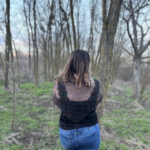 Szivárványos Csillogás: Egyedi Kézzel Kötött Kendő - ruha & divat - sál, sapka, kendő - kendő - Meska.hu