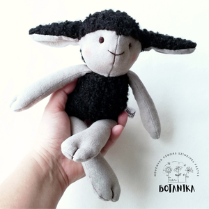 Bárány tesók - játékbaba a növények csodás színeivel festve -fekete bárány a javából :) - játék & sport - baba & babaház - baba - Meska.hu