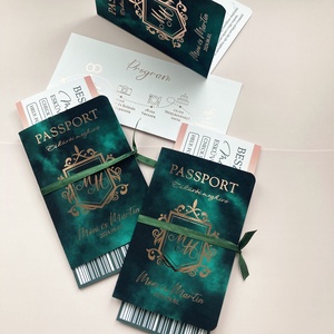Passport stílusú beszállókártyás zöld esküvői meghívó - Meska.hu