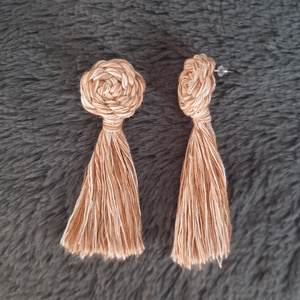 makramé knot fülbevaló - karamell shake - ékszer - fülbevaló - lógó fülbevaló - Meska.hu