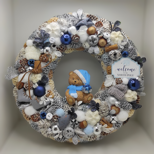 Karácsonyi kopogtató macival, koszorú 30 cm - Meska.hu