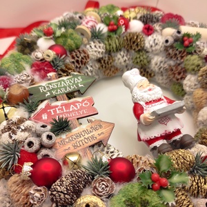 Karácsonyi kopogtató, koszorú Mikulással 30 cm - otthon & életmód - dekoráció - ajtó- és ablak dekoráció - ajtódísz & kopogtató - Meska.hu