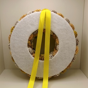 Tavaszi virágos méhecskés koszorú, kopogtató 24 cm - otthon & életmód - dekoráció - ajtó- és ablak dekoráció - ajtódísz & kopogtató - Meska.hu