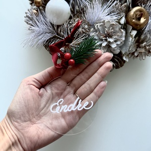 Egyedi névre szóló karácsonyfadísz  kézzel írt kalligráf felirattal - karácsony - karácsonyi lakásdekoráció - karácsonyi lakásdíszek - Meska.hu