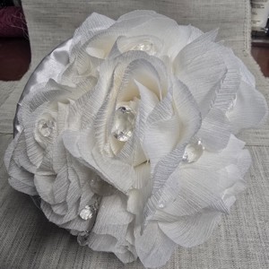 Elegáns Fehér Rózsa Menyasszonyi Csokor Modern Stílusban -  - Meska.hu