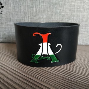 Ismerős Arcok logóval ellátott karpánt, Ékszer, Karkötő, Széles karkötő, , MESKA