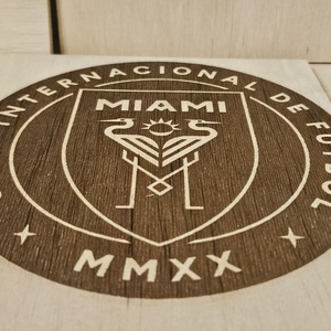 Inter Miami gravírozott kép - otthon & életmód - dekoráció - asztal és polc dekoráció - gravírozott táblák - Meska.hu