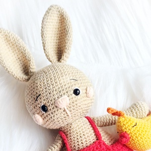 Horgolt nyuszi, amigurumi nyúl, húsvéti dekoráció - játék & sport - plüssállat & játékfigura - nyuszi - Meska.hu