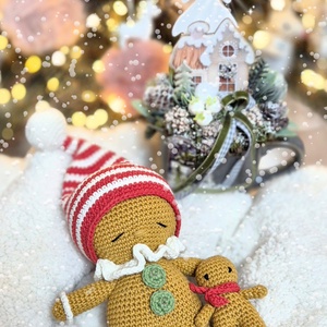 Horgolt mézi, amigurumi mézeskalács baba, karácsonyi dekoráció - játék & sport - plüssállat & játékfigura - más figura - Meska.hu