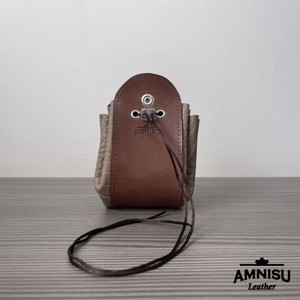 Barna - világosbarna krokkómintás sárkányszemes bőr 2in1 szütyő és kockatálca - Freya - játék & sport - szerepjáték - Meska.hu