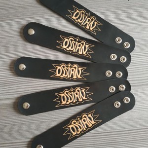 Ossian feliratú karpánt - ékszer - karkötő - széles karkötő - Meska.hu