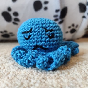 Mini amigurumi polip - játék & sport - plüssállat & játékfigura - polip - Meska.hu