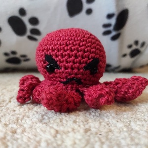 Mini amigurumi polip - játék & sport - plüssállat & játékfigura - polip - Meska.hu