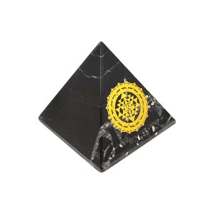 Onix fekete piramis sri yantra arany 6-7cm, Kellékek & szerszámok, Ásvány alapanyag, Shungit piramis, , MESKA