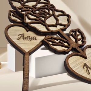 Örök-rózsa megszemélyesítve -  - Meska.hu