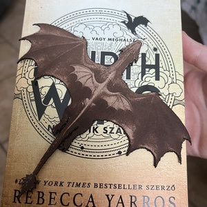 Bőr Fourth Wing könyvjelző - könyv & zene - könyvjelző - Meska.hu