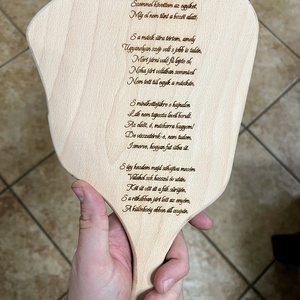 Cinegés vágódeszka gravírozással - otthon & életmód - konyhafelszerelés, tálalás - sütés, főzés - vágódeszka - Meska.hu