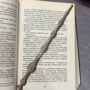 Bőr bodzapálca könyvjelző - könyv & zene - könyvjelző - Meska.hu