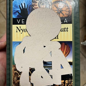 Bőr Marvin - 42 könyvjelző - könyv & zene - könyvjelző - Meska.hu