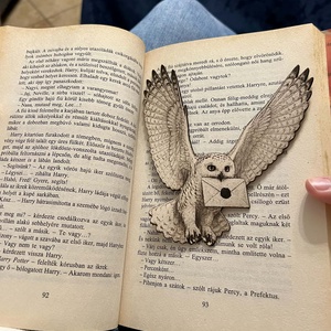 Bőr Hedwig könyvjelző - Meska.hu