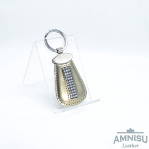Arany lakk csepp alakú swarovski köves bőr kulcstartó H2008OK - Meska.hu