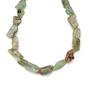 Kianit nyers darabok 10-12mm  ékszerkészítő alapanyag (füzér), Kellékek & szerszámok, Ásvány alapanyag, Ásványfüzér, , MESKA