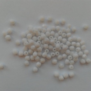 Cseh csiszolt üveggyöngy - 3mm - 100 db / csomag - fehér, Kellékek & szerszámok, Gyöngyfűzés kellékek, Üveggyöngy, Ékszerkészítés, MESKA