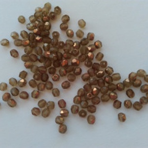 Cseh csiszolt üveggyöngy - 3mm - 100 db / csomag - színjátszós barna, Kellékek & szerszámok, Gyöngyfűzés kellékek, Üveggyöngy, Ékszerkészítés, MESKA