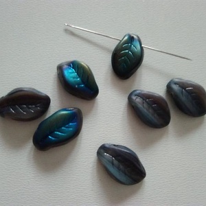 Cseh üveggyöngy levél - 14x10mm - 11 db / csomag, Kellékek & szerszámok, Gyöngyfűzés kellékek, Üveggyöngy, , MESKA