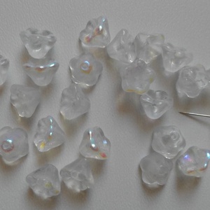 Cseh üveggyöngy virág - 6x8mm - 20 db / csomag - színjátszós, Kellékek & szerszámok, Gyöngyfűzés kellékek, Üveggyöngy, , MESKA