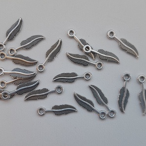 Fém medál - 17x4mm - toll - 10 db / csomag - antik ezüst szín, Kellékek & szerszámok, Ékszerkellék, Medál csomag, , MESKA