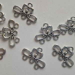 Fém köztes, medál / fülbevaló alap - 14x18mm - 10 db / csomag - antik ezüst szín, Kellékek & szerszámok, Ékszerkellék, Medál csomag, , MESKA