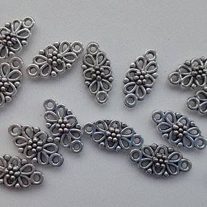 Fém köztes, összekötő - 16x8mm - 10 db / csomag - antik ezüst szín, Kellékek & szerszámok, Gyöngyfűzés kellékek, Fém köztesek, , MESKA