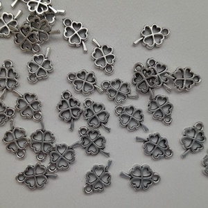 Fém medál - 10x6mm - lóhere - 10 db / csomag - antik ezüst szín, Kellékek & szerszámok, Ékszerkellék, Medál csomag, , MESKA