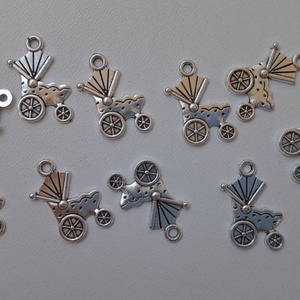 Fém medál - 19x13mm - babakocsi - 10 db / csomag - antik ezüst szín, Kellékek & szerszámok, Ékszerkellék, Medál csomag, , MESKA