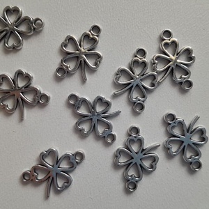 Fém medál, összekötő - 16x11mm - lóhere - 10 db / csomag - antik ezüst szín, Kellékek & szerszámok, Ékszerkellék, Medál csomag, , MESKA