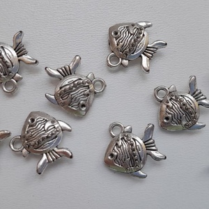 Fém medál - 15x15mm - hal - 10 db / csomag - antik ezüst szín, Kellékek & szerszámok, Ékszerkellék, Medál csomag, , MESKA