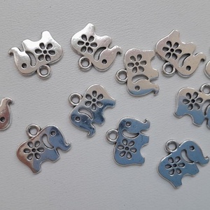 Fém medál - 11x13mm - elefánt - 10 db / csomag - antik ezüst szín, Kellékek & szerszámok, Ékszerkellék, Medál csomag, , MESKA