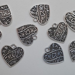 Fém medál - 18x18mm - szív - 10 db / csomag - antik ezüst szín, Kellékek & szerszámok, Ékszerkellék, Medál csomag, , MESKA