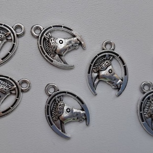 Fém medál - 20x15mm - ló patkó - 10 db / csomag - antik ezüst szín, Kellékek & szerszámok, Ékszerkellék, Medál csomag, Ékszerkészítés, MESKA