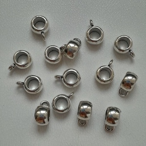 Fém medáltartó - 11x5mm (lyuk: 5mm) - 10 db / csomag - antik ezüst szín, Kellékek & szerszámok, Gyöngyfűzés kellékek, Egyéb alkatrész, , MESKA