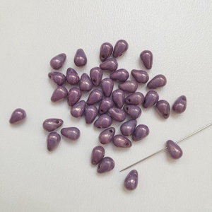 Csepp alakú cseh üveggyöngy - 6x4mm - 20db / csomag - lila, Kellékek & szerszámok, Gyöngyfűzés kellékek, Üveggyöngy, , MESKA