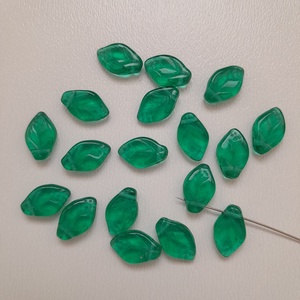 Cseh üveggyöngy levél - 12x8mm - 24 db / csomag, Kellékek & szerszámok, Gyöngyfűzés kellékek, Üveggyöngy, , MESKA