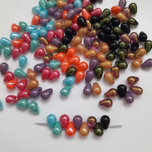 Csepp alakú cseh üveggyöngy - 6x4mm - 40db / csomag - vegyes, Kellékek & szerszámok, Gyöngyfűzés kellékek, Üveggyöngy, , MESKA
