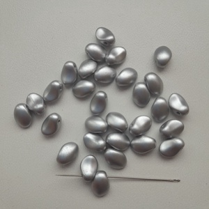 Cseh üveggyöngy - 6x8mm - 30 db / csomag - ezüst, Kellékek & szerszámok, Gyöngyfűzés kellékek, Üveggyöngy, , MESKA
