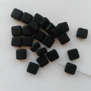 Cseh üveggyöngy - 5x5x3mm - matt fekete - 50 db / csomag, Kellékek & szerszámok, Gyöngyfűzés kellékek, Üveggyöngy, , MESKA
